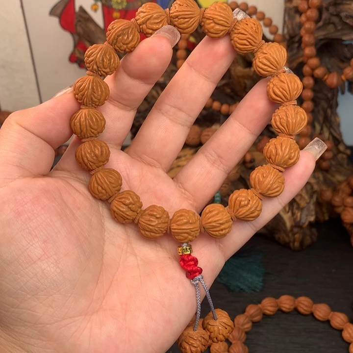 吊坠桃核15野生红莲