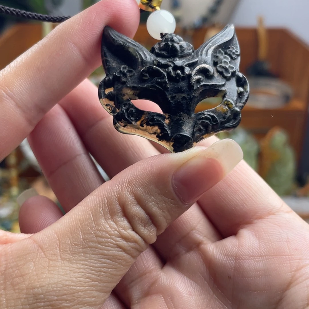 蛇纹石玉未镶嵌吊坠