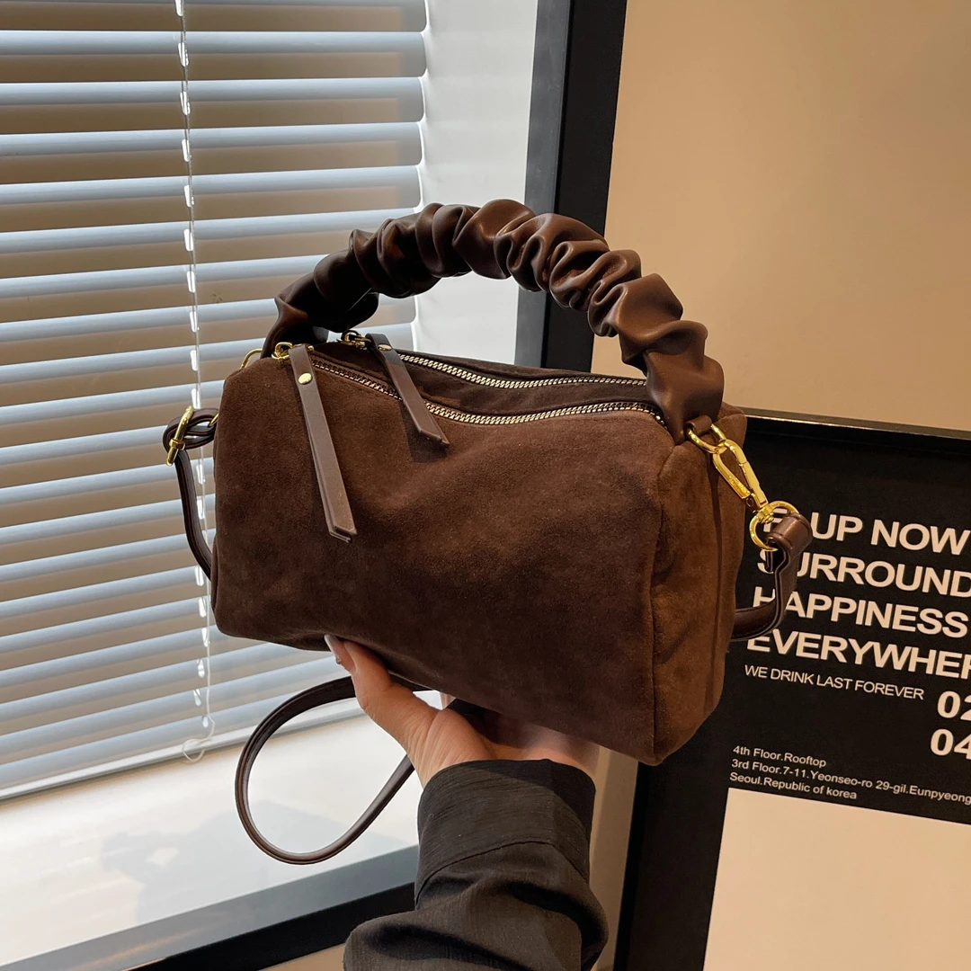 小众设计韩版秋冬新款复古气质女神枕头包时尚百搭女式单肩斜挎包