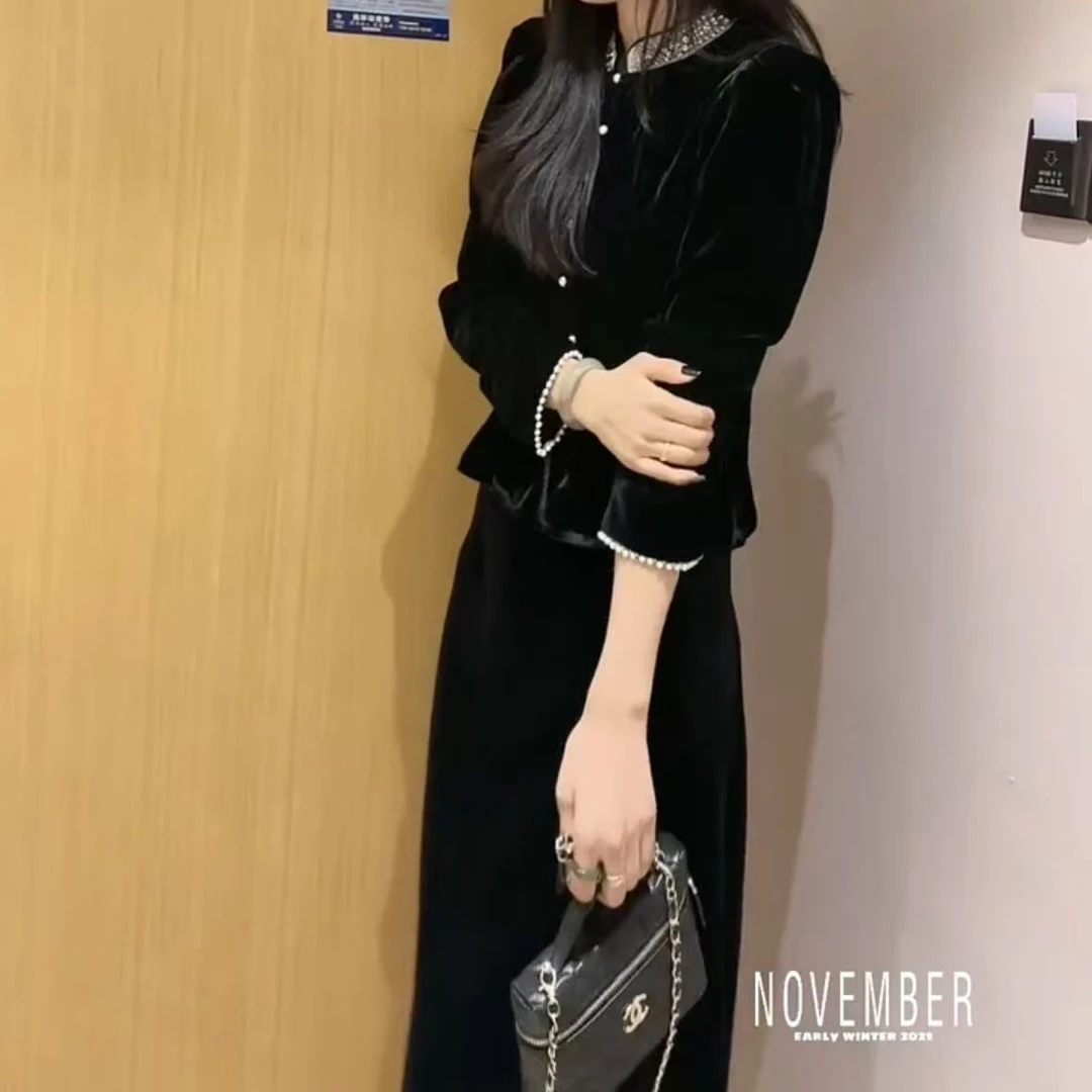 时尚套装气质网红黑色丝绒秋冬小香风显瘦长袖洋气轻奢百搭两件套