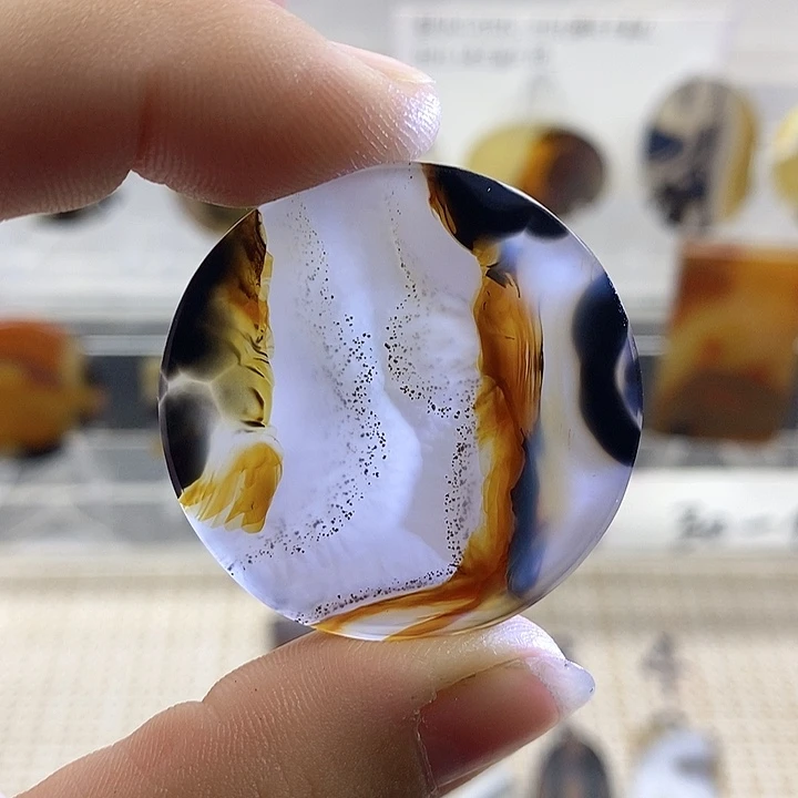 未镶嵌颈饰玛瑙/玉髓