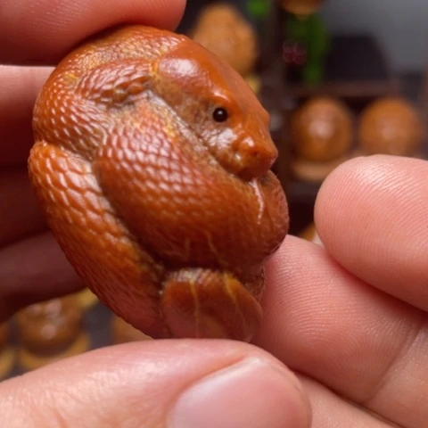 橄榄核把件蛇单子竹环穿配3.3左右