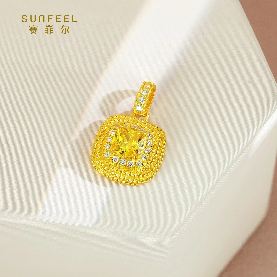 SUNFEEL/赛菲尔【授权店】足金5G硬金镶石小方糖吊坠YGH00878