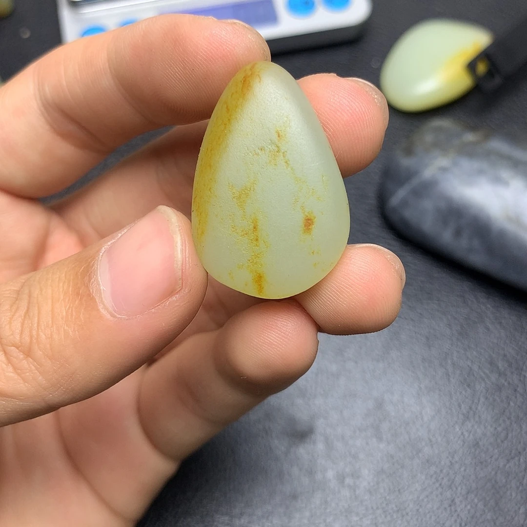 和田玉未镶嵌摆件