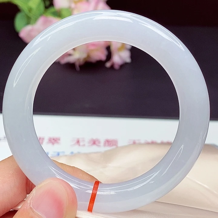 翡翠手镯未镶嵌56.5圈口