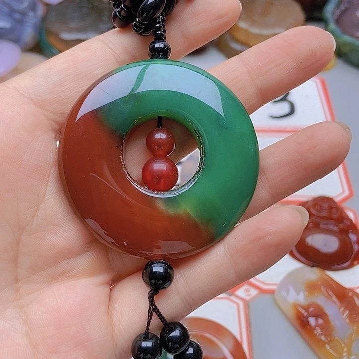 【闪购商品】玛瑙/玉髓未镶嵌珠宝半成品梦**年