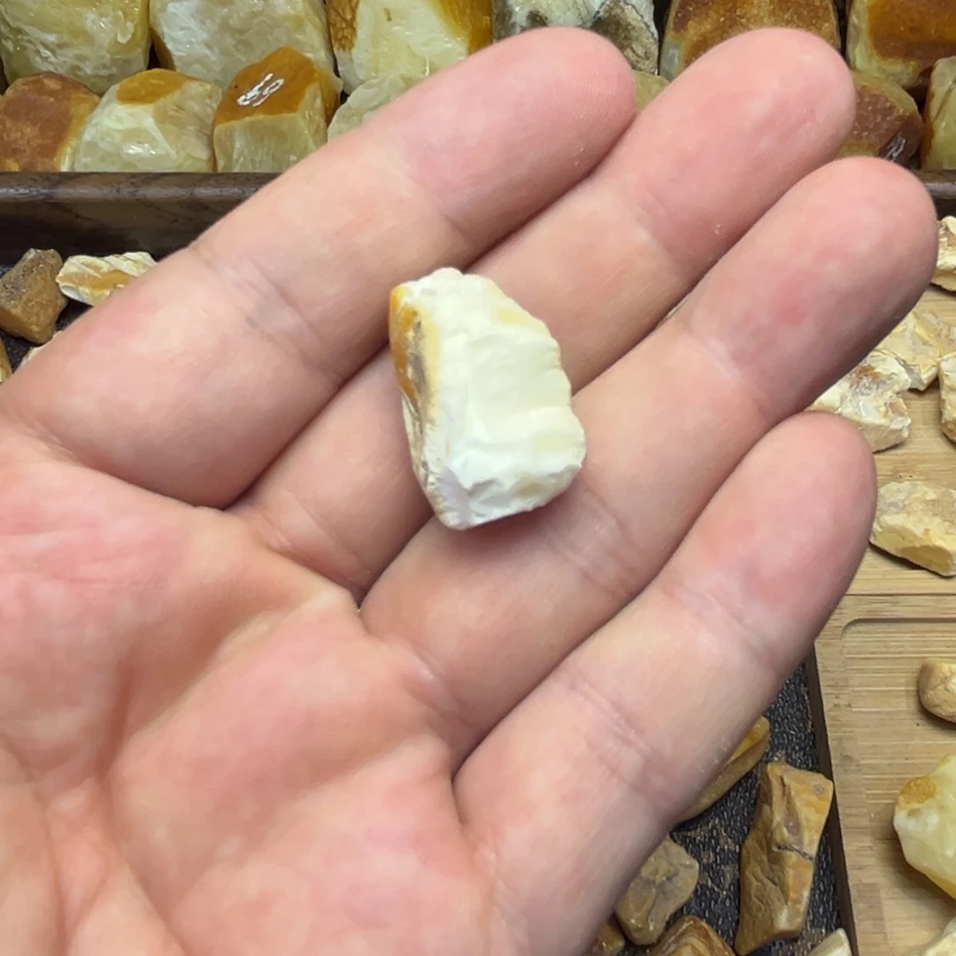 *****定制琥珀未镶嵌圆珠