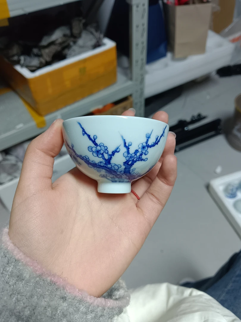 青花柴窑梅开五福鸡心杯