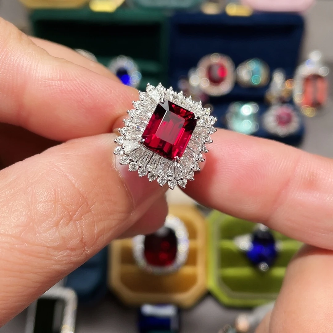 18K金镶嵌戒指碧玺3.88ct