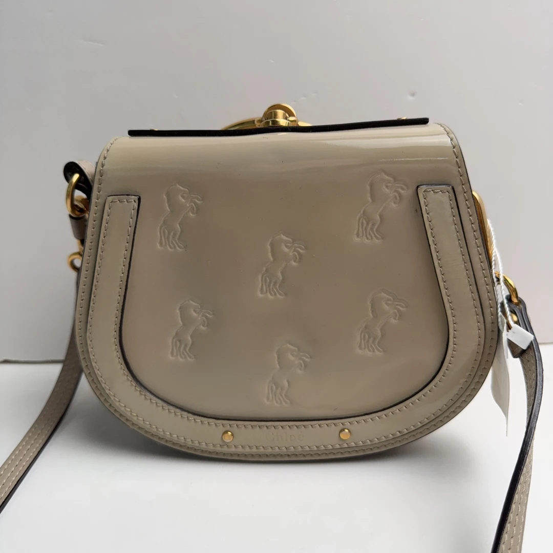 95新 Chloe/蔻依 蔻依米色漆皮圆环单肩包