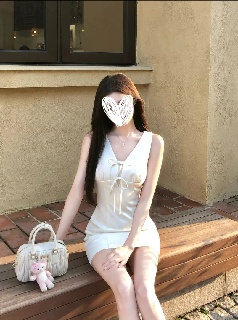 夏季气质新款甜妹收腰显瘦精致少女杏色白色韩版连衣裙