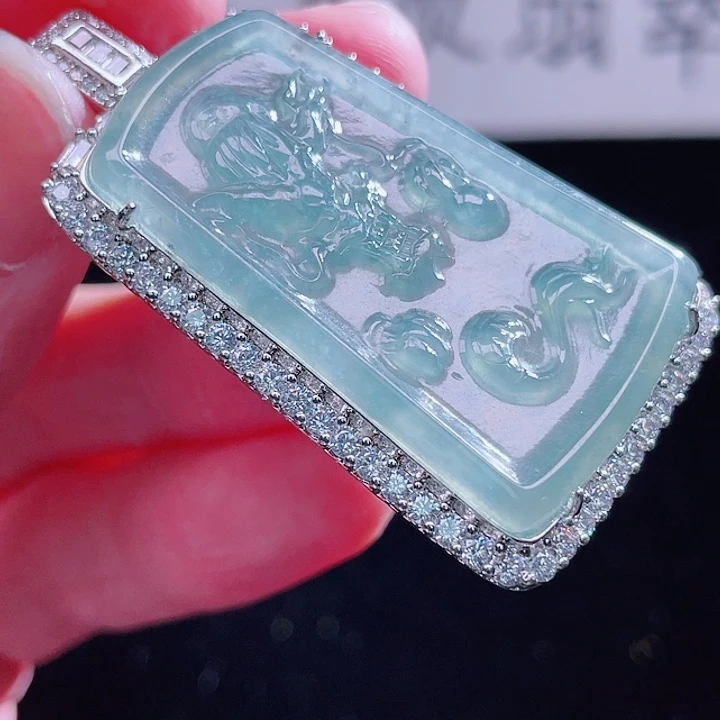 翡翠颈饰未镶嵌999999999