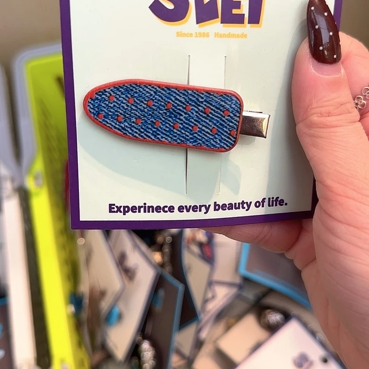 小***鱼橘色波点铲子夹款式