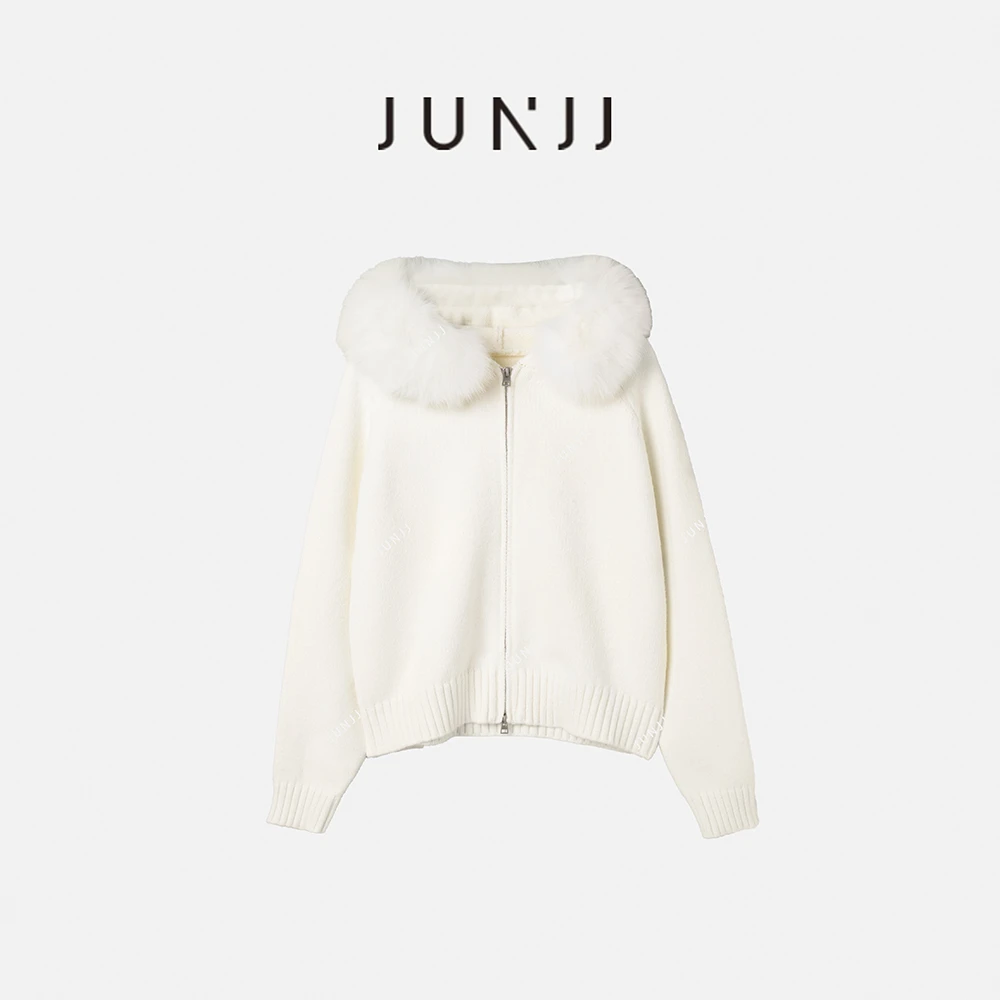 亦雯【玉面狐】秋冬季狐狸毛领纯色休闲长袖针织开衫毛衣女上衣白色