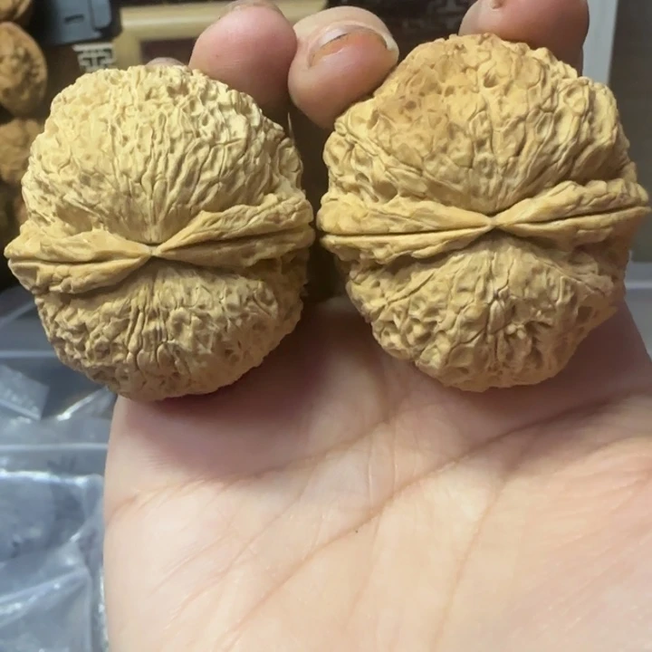 美***峰文玩核桃吊坠铁锈球44