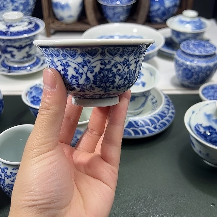 柴窑点工缠枝花卉压手杯