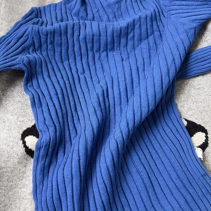 羊绒羊绒衣服蓝色