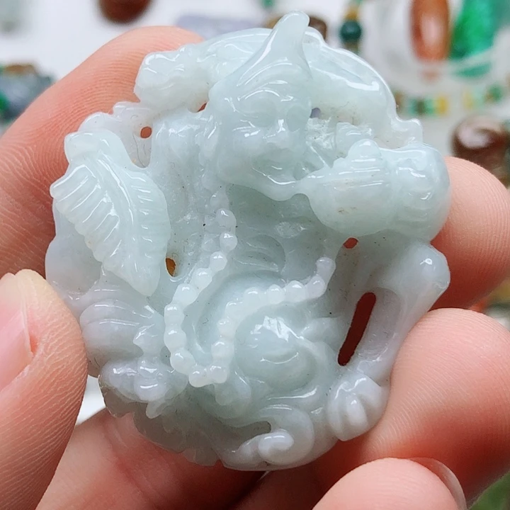 翡翠未镶嵌颈饰翡翠