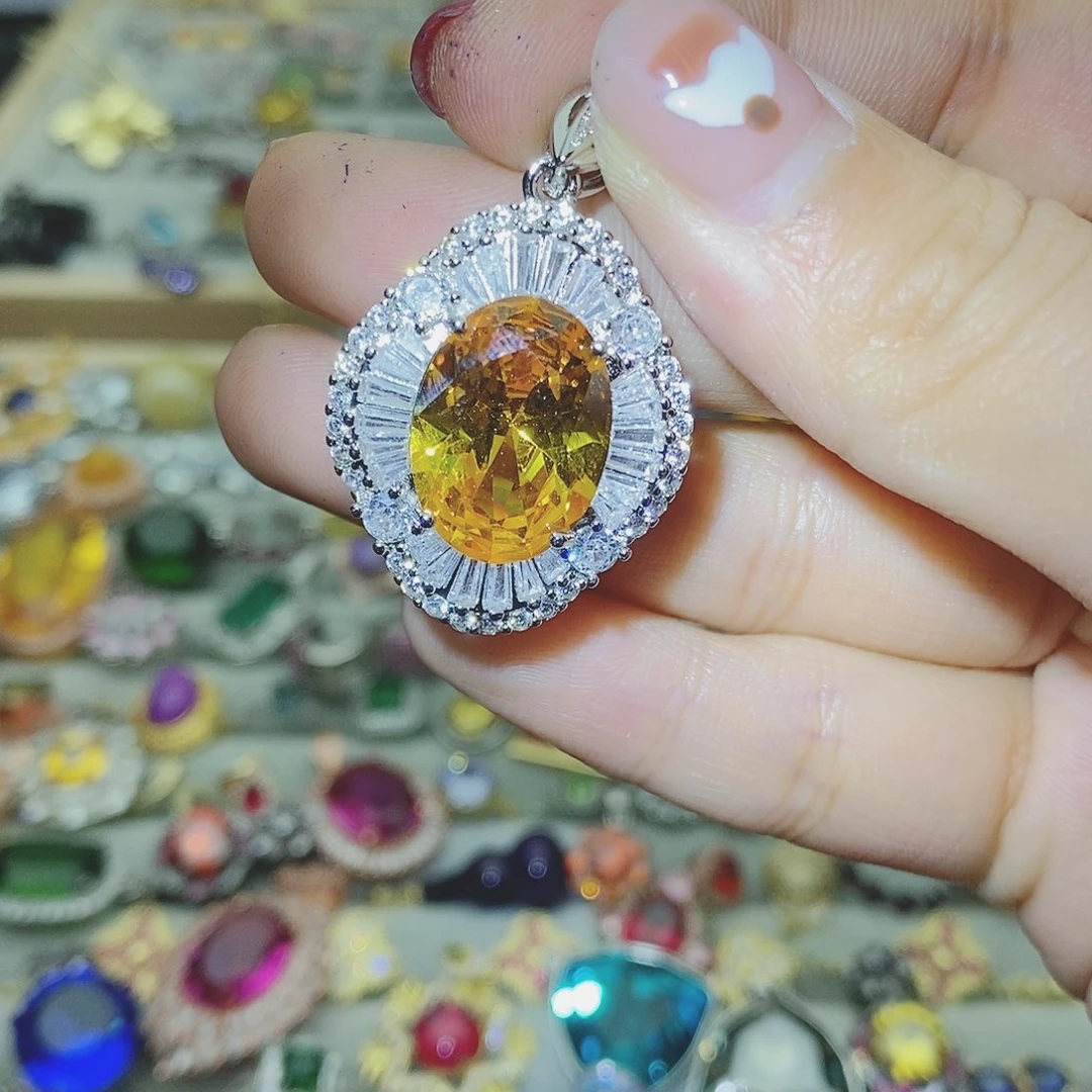 【闪购商品】托帕石耳饰银S925镶嵌