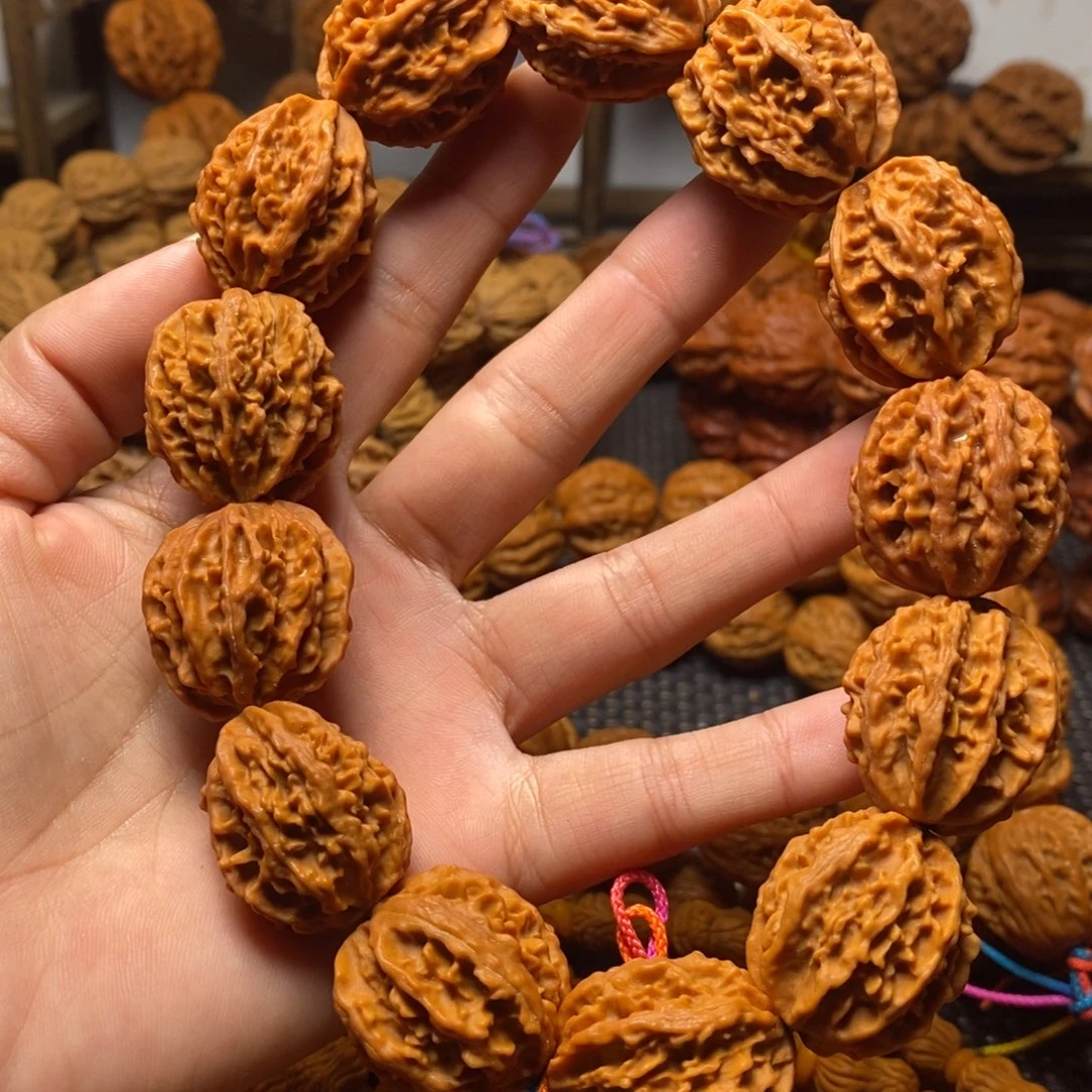 手串文玩核桃麻花八棱手持