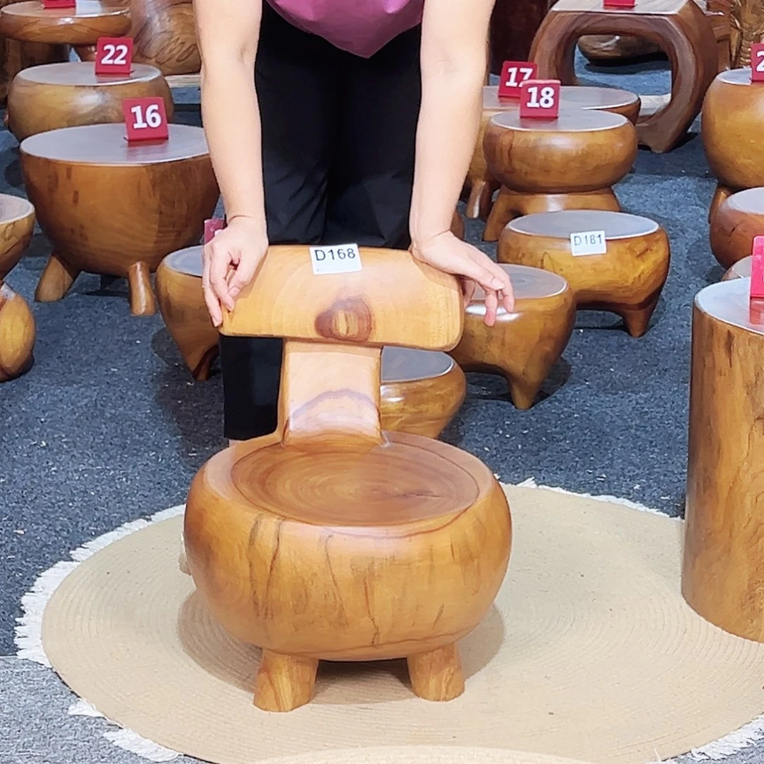 15 号香樟木尺寸：39–38-25-48cm