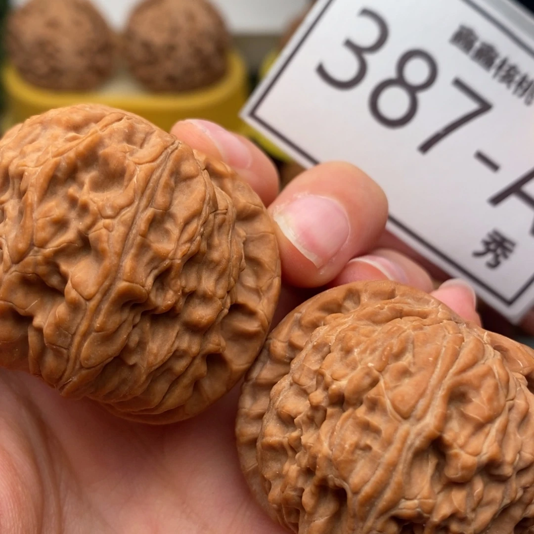 文玩核桃把件白狮子43……