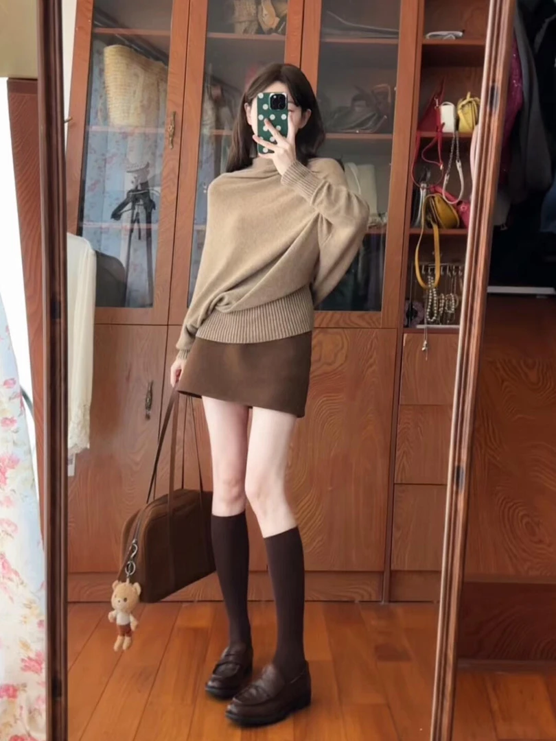 秋冬穿搭一整套韩系驼色针织长袖褶皱宽松不规则毛衣女短裙两件套