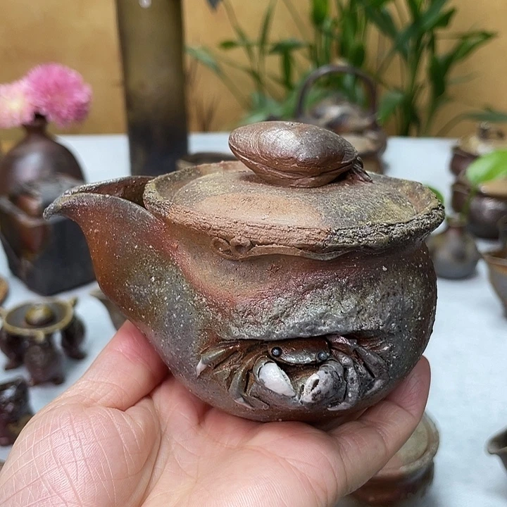 原田良二的岩蟹宝瓶