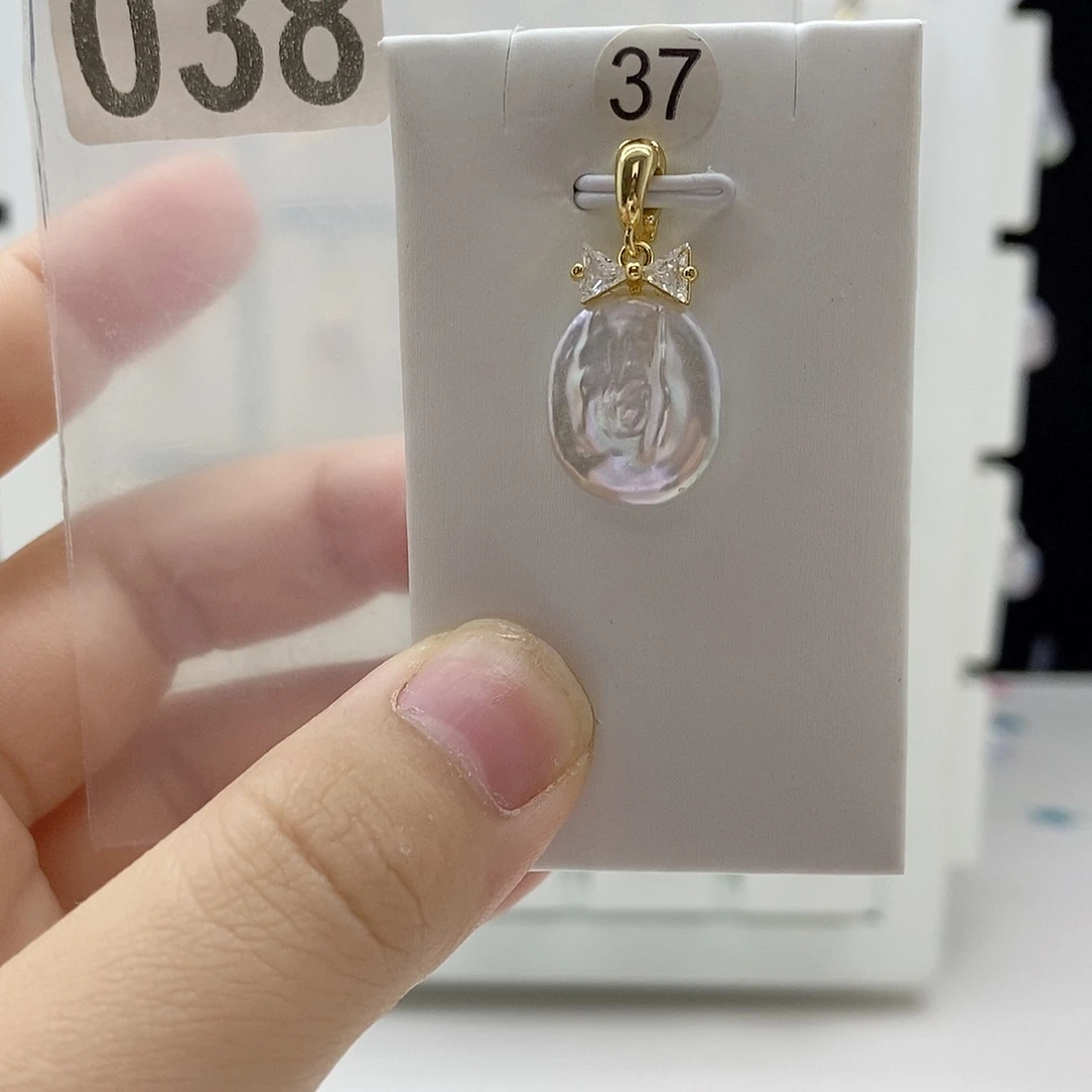 颈饰合金淡水珍珠