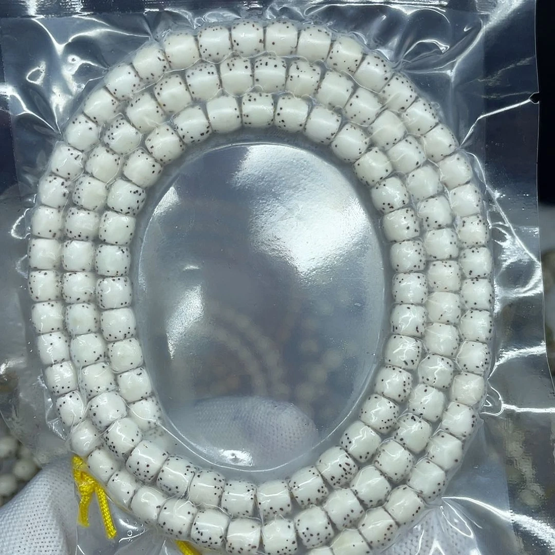 星月菩提手串K****星7-6，河豚