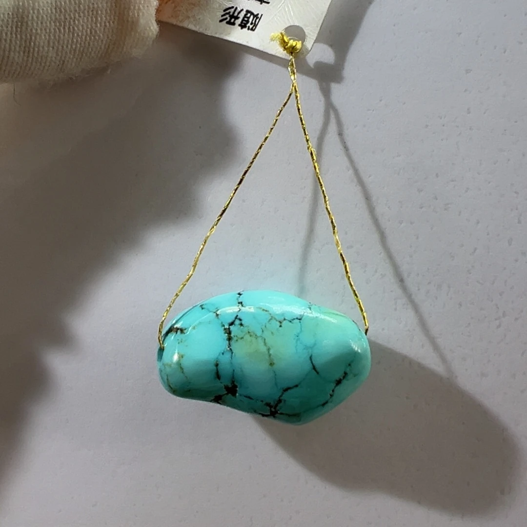 绿松石未镶嵌挂件