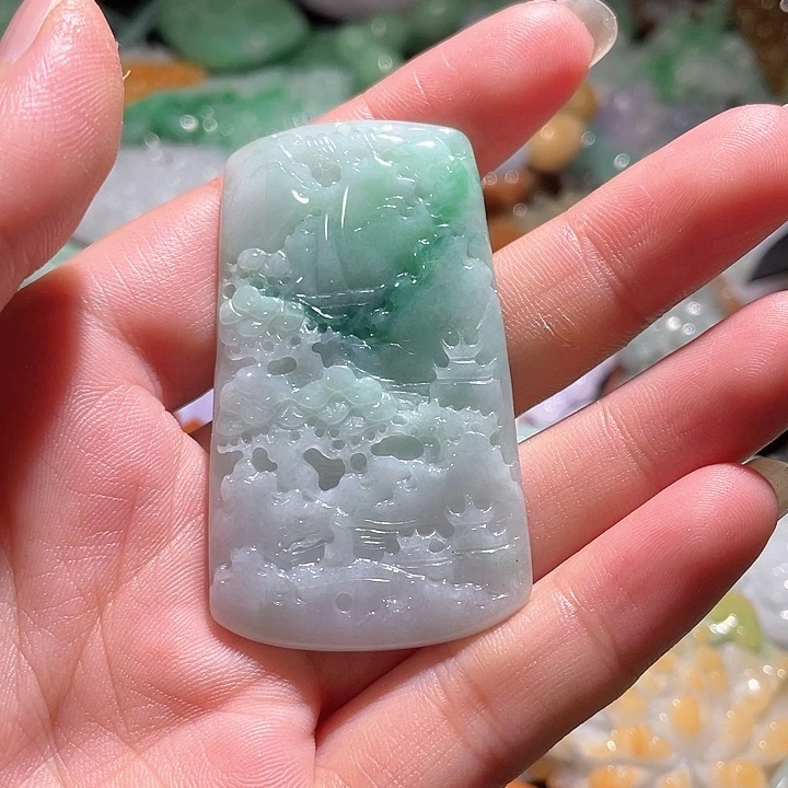 颈饰未镶嵌翡翠天