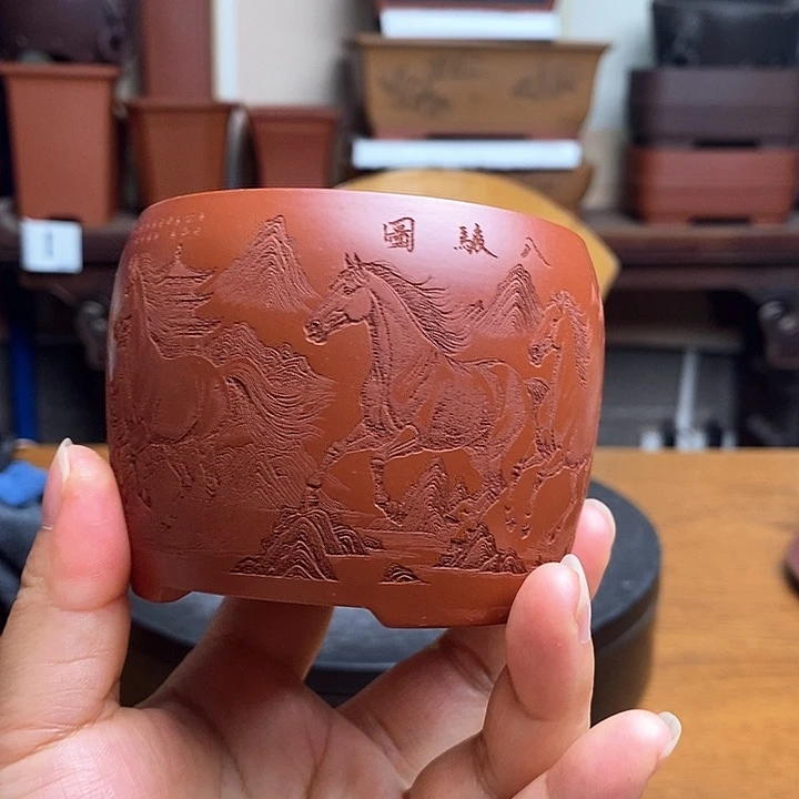 紫砂花盆货号一只八骏图