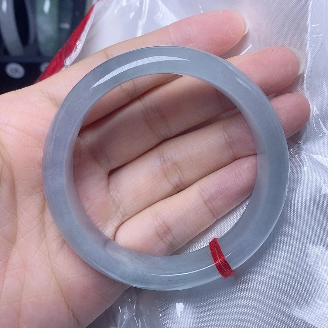 翡翠未镶嵌手镯55.7圈