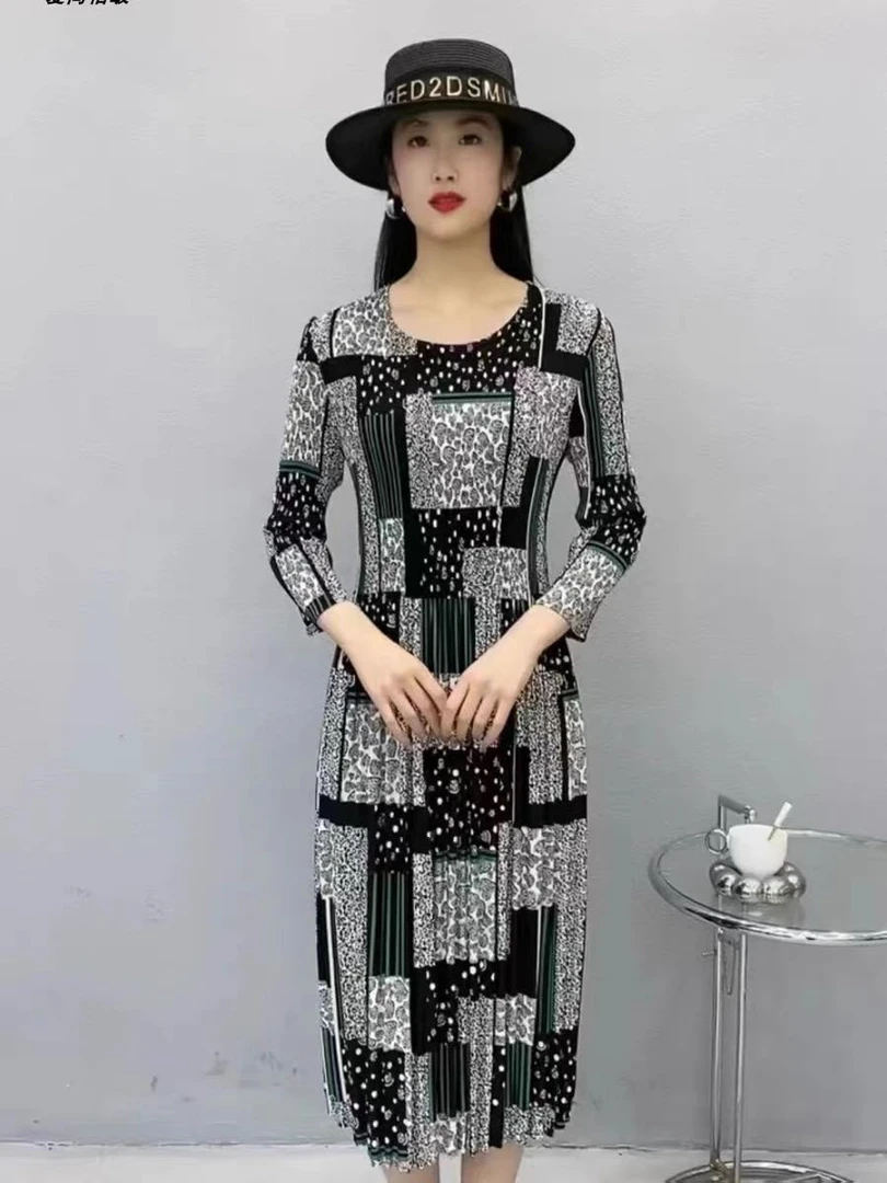 夏季修身显瘦遮肚子单层丝麻百褶连衣裙女装