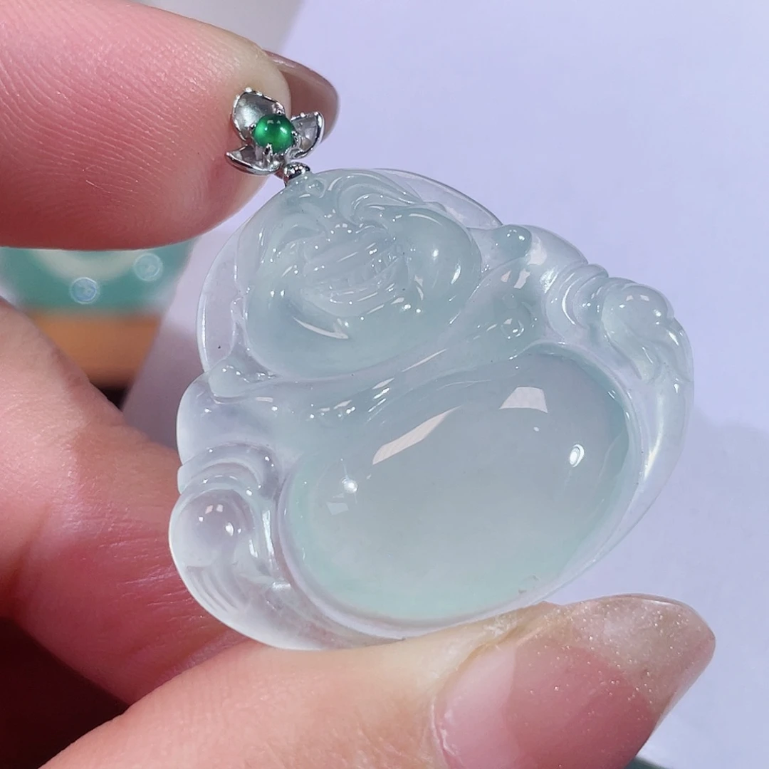 翡翠18K金镶嵌颈饰佛公