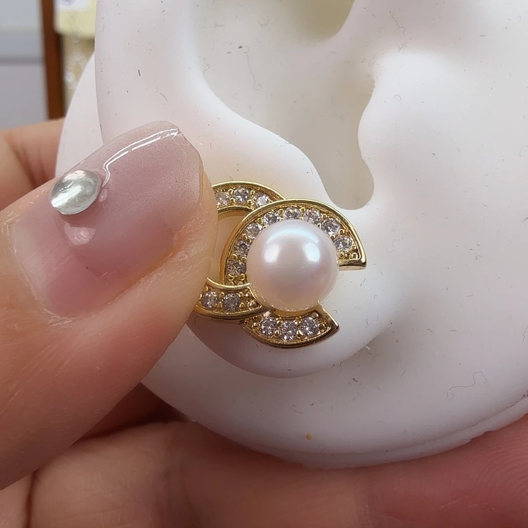 未镶嵌淡水珍珠耳饰