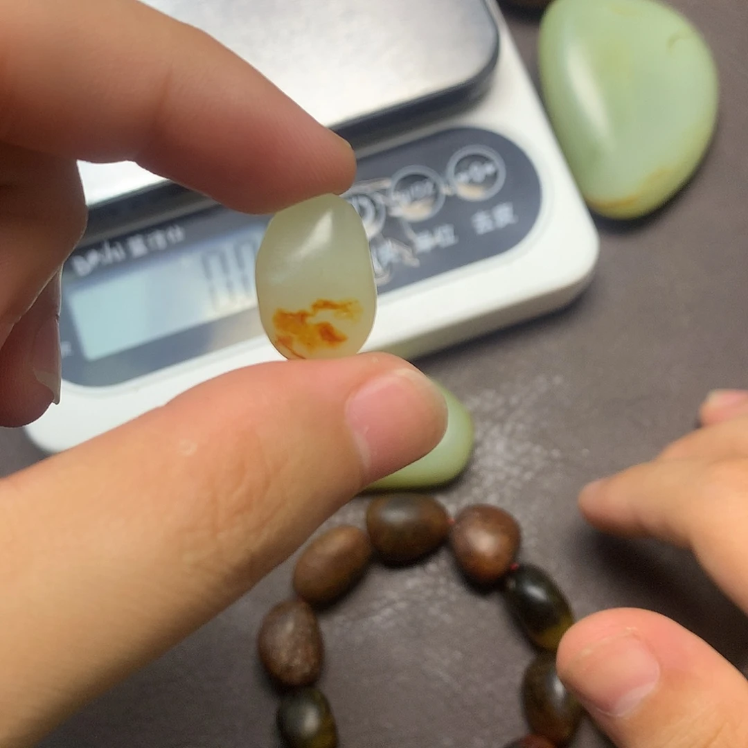 和田玉（糖玉）未镶嵌挂件