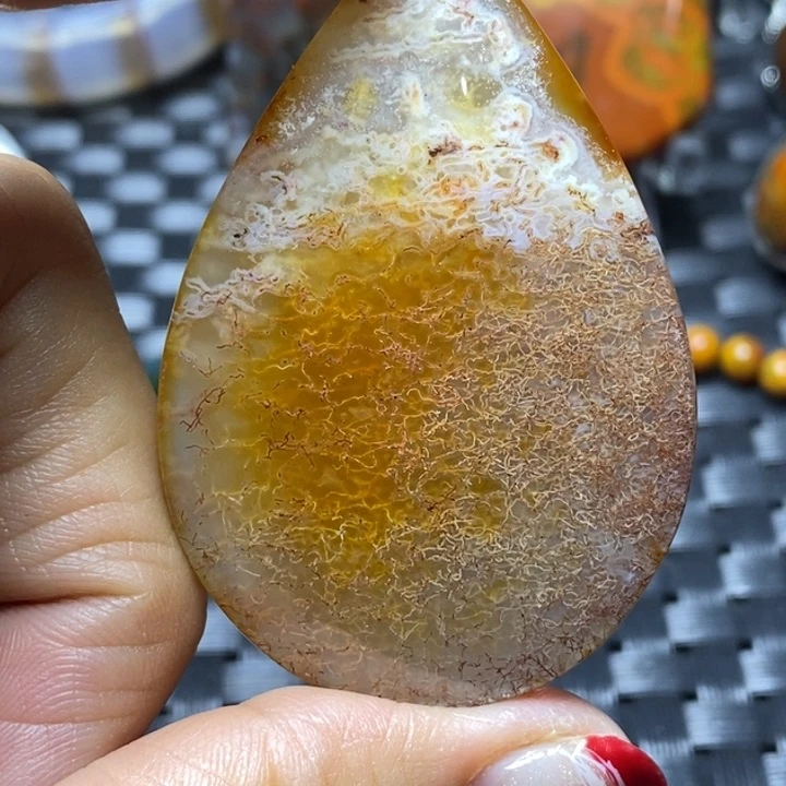 玛瑙/玉髓颈饰足银镀金镶嵌翟****心