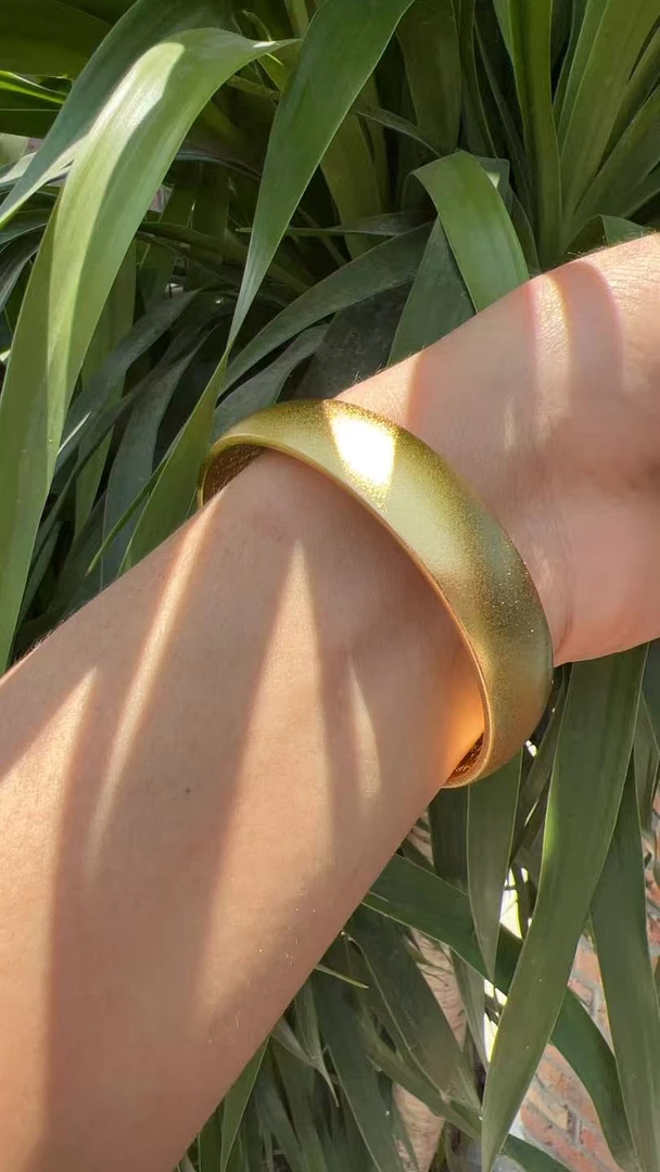 M173-彩云磨砂手镯