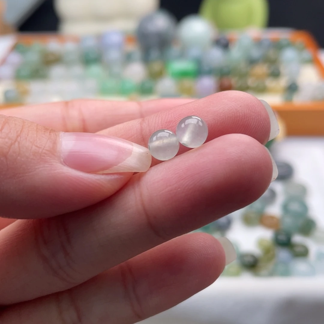 翡翠散珠天然缅甸翡翠a货冰圆珠5.5，单颗价格可选