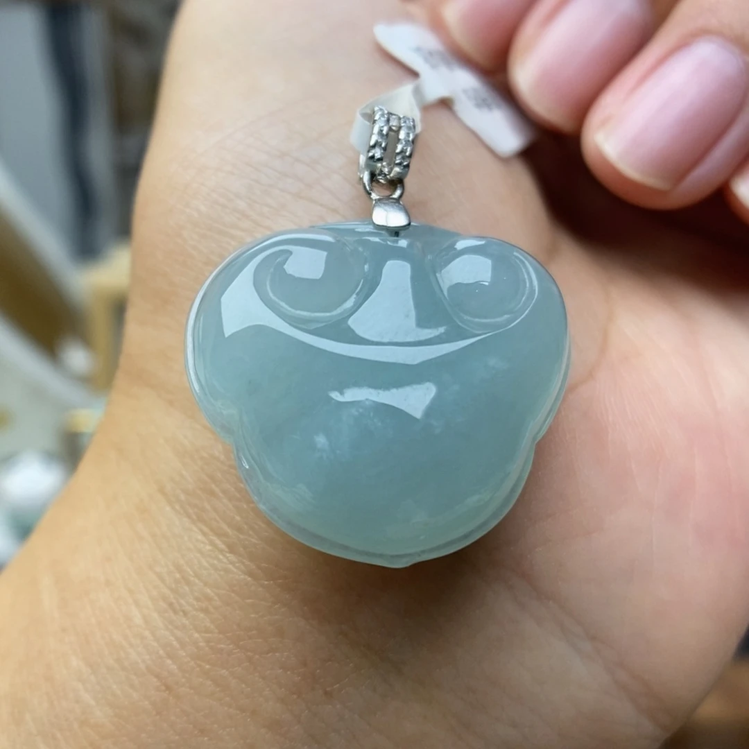 【闪购商品】颈饰银S925镶嵌翡翠18