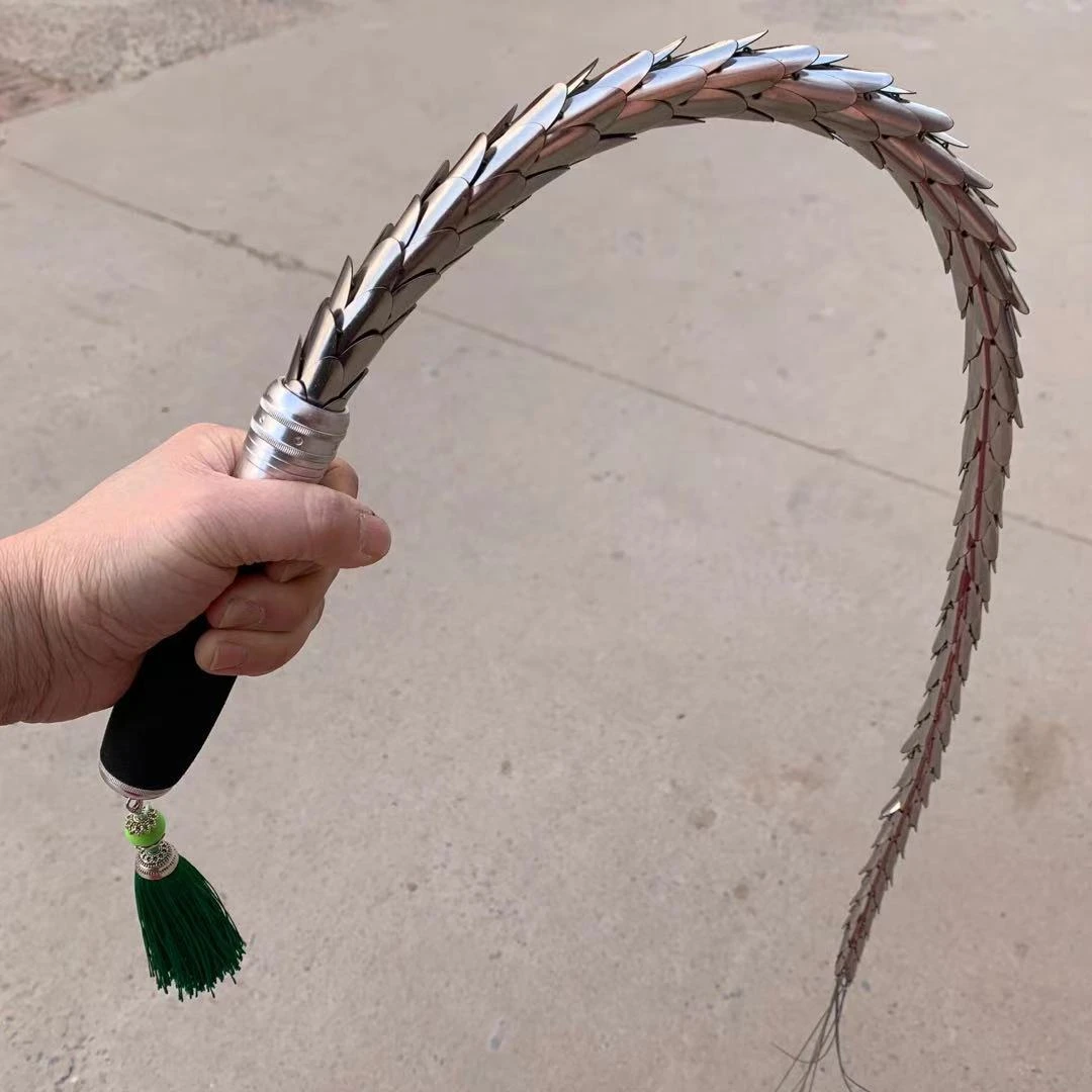 雷公防身鞭，专业阻挡，防身，95厘米