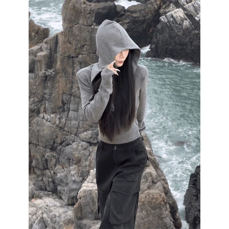 灰色连帽V领针织开衫女早秋新款小众设计感收腰显瘦打底长袖上衣