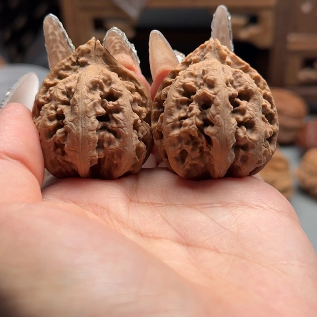 文玩核桃把件关东木子楸百核60瑕疵