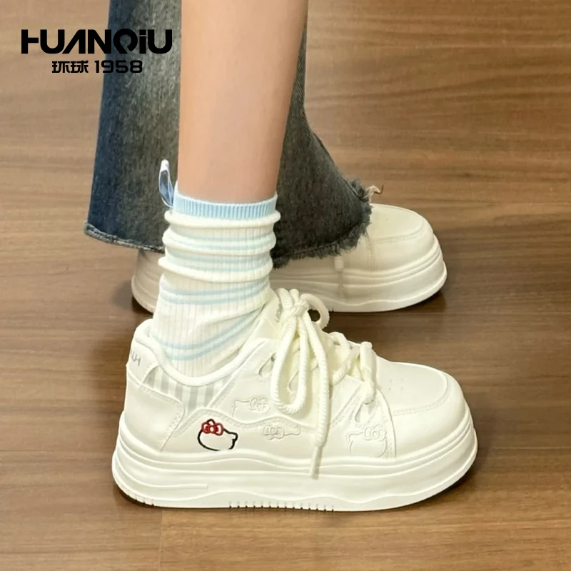 环球2025秋季新款厚底小白鞋女爆款小众设计感百搭学生校园休闲鞋