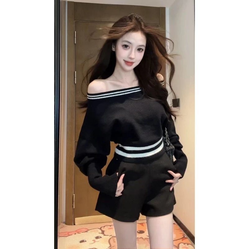 【XIAOBAWANG】老钱风短款秋季风女毛针织衫设计感上衣T