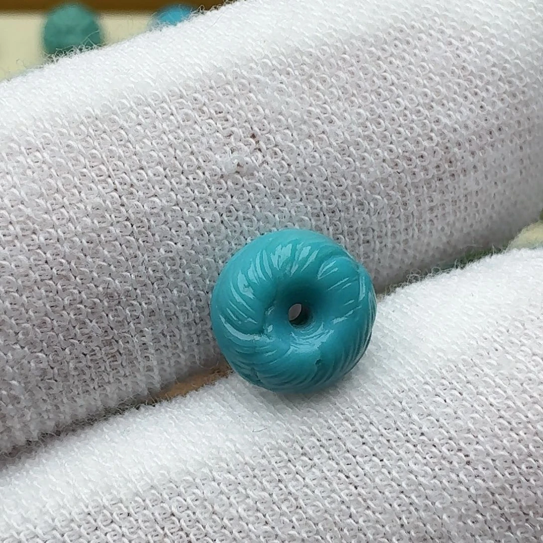 绿松石未镶嵌羽毛扣8.3