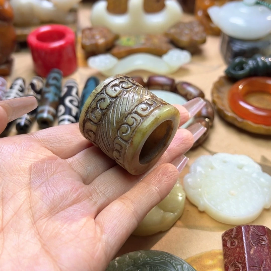 【闪购商品】蛇纹石玉颈饰未镶嵌