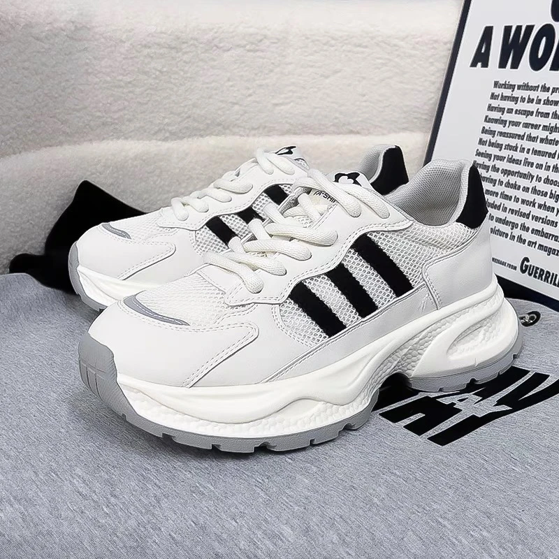 老爹鞋时尚百搭休闲鞋。